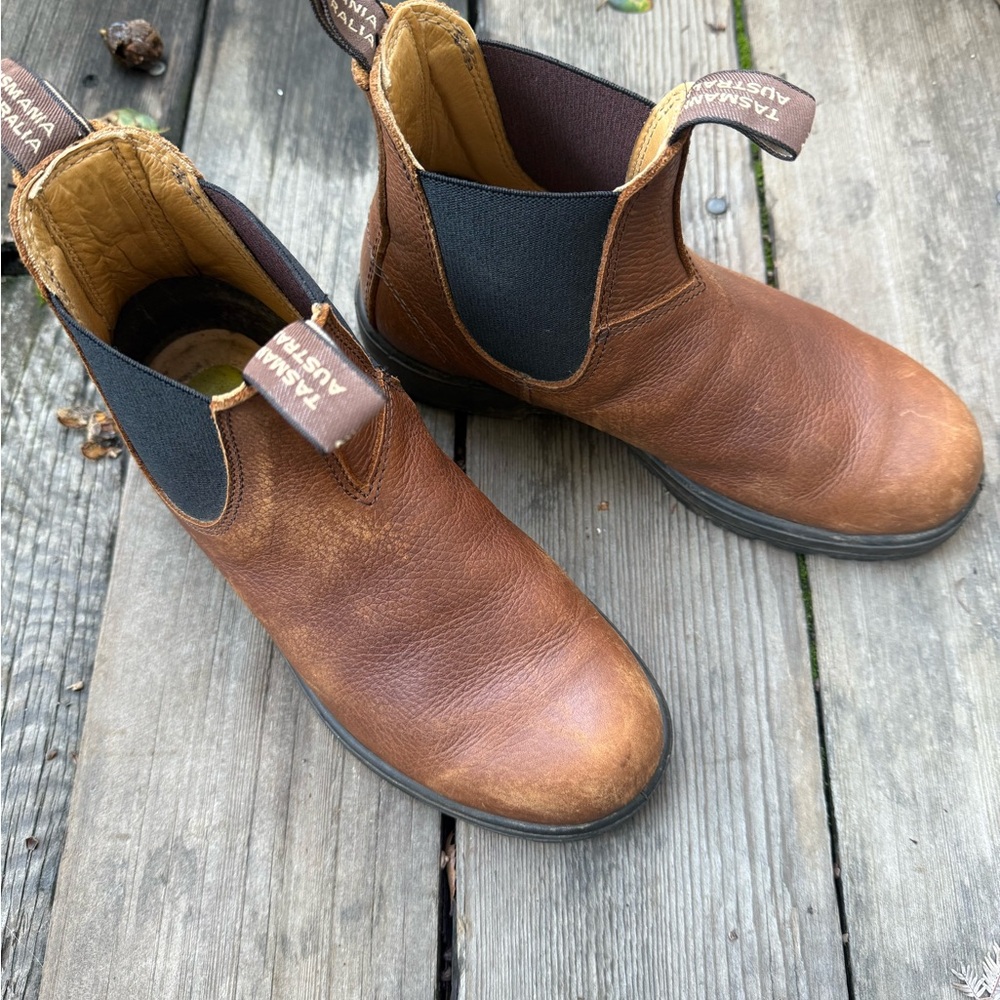 RARE Grizzly Brown Pebbled leather colored Blundstone Cognac Boots US 7